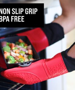 HOMWE Extra Long Professional Silicone Oven Mitt, Oven Mitts with Quilted Liner, Heat Resistant Pot Holders, Flexible Oven Gloves, Red, 1 Pair, 14.7 Inch 31 81xyLkiLEvL