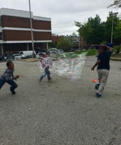 Froggy's Fog High Color Bubble Juice, Strong, Long-Lasting Bubble Solution Creates Iridescent Bubbles for Bubble Machines, Bubblers, Bubble Toys and Bubble Wands, 1 Gallon 32 81y9JkkXxWL