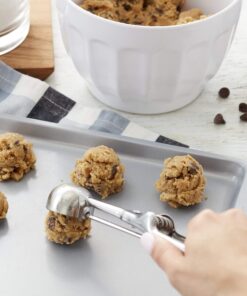 Wilton Stainless Steel Cookie Scoop, 1 Count (Pack of 1), Silver 25 81yHKdf3iKL