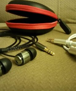 UGREEN Headphone Splitter 3.5mm Audio Stereo Y Splitter Extension Cable Male to Female Dual Headphone Jack Adapter for Earphone Headset Compatible with iPhone Samsung Tablet Laptop, White 23 81yMr4aQhL