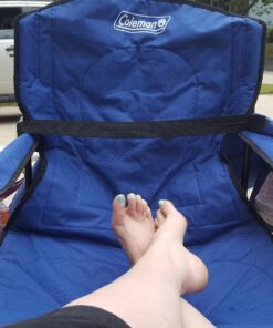 Coleman Portable Camping Chair with 4-Can Cooler, Fully Cushioned Seat and Back with Side Pocket and Cup Holder, Carry Bag Included, Collapsible Chair for Camping, Tailgates, Beach, and Sports Blue 42 81yTZVAoyKL