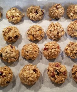 Wilton Stainless Steel Cookie Scoop, 1 Count (Pack of 1), Silver 42 81z8TYWXmUL