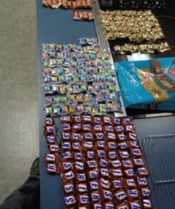 SNICKERS, TWIX, MILKY WAY & 3 MUSKETEERS Variety Pack Super Bowl Milk Chocolate Candy Bars Assortment, 240 Pieces Bag 30 81zeYtIr22L