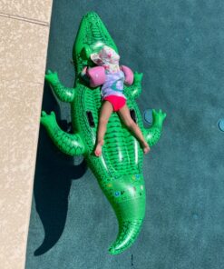 Intex Giant Gator Ride-On, 80" X 45", for Ages 3+ 31 91 a7FkvjWL