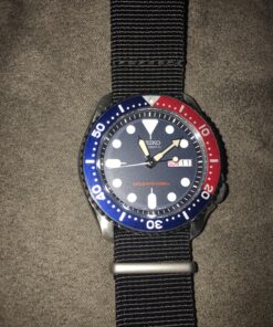 SEIKO Men's SKX009K2 Diver's Analog Automatic Stainless Steel Watch 32 91 wBaxKlsL