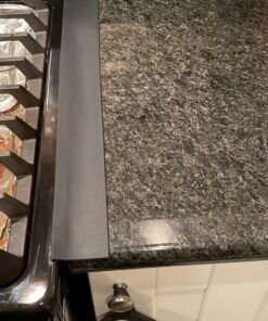 DSYJ Silicone Stove Gap Covers 2 Pack, Heat Resistant Oven Gap Filler Seals Gaps Between Stovetop and Counter, Easy to Clean (25 Inches, Black) 33 911jSpZHzrL