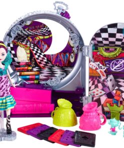 Mattel Ever After High Way Too Wonderland High and Raven Queen Playset, 6 years and up 37 911kBGVUExL