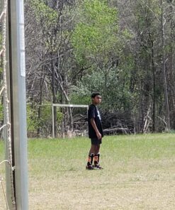 Vizari Malaga Soccer Shin Guards for Kids | Soccer Gear for Boys Girls | Protective Soccer Equipment | Adjustable Straps Black Medium 22 9126dtV2hhL