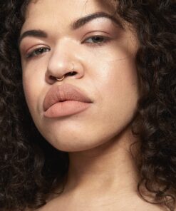 NYX PROFESSIONAL MAKEUP Soft Matte Lip Cream, Lightweight Liquid Lipstick - London (Mid-Tone Beige) 0.27 Fl Oz (Pack of 1) 28 913Sn6QOquS