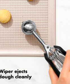 OXO Good Grips Small Cookie Scoop Black/Silver 27 914WBtnRrsL
