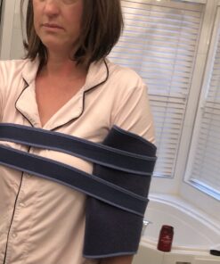 Velpeau Arm Sling Shoulder Immobilizer - Can Be Used During Sleep - Rotator Cuff Support Brace - Adjustable Medical Sling for Broken & Fractured Bones, Dislocation, Sprains, Strains & Tears (Large) Large (Pack of 1) 22 914X3rEsfUL