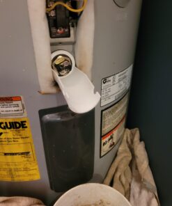 Alternative view of Camco 09973, White