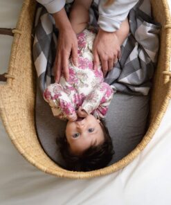 Burt's Bees Baby - Bassinet Sheet, Fitted Unisex Boy Girl 100% Organic Jersey Cotton Bassinet Sheet for Standard Bassinet Mattress (Blossom) (Pack of 2) Blossom 1 Count (Pack of 2) 10 919LMM7dHIL