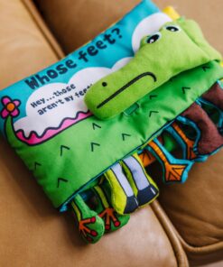 Melissa & Doug Soft Activity Baby Book - Whose Feet?, 2000+ toys - 1 EA, Multi color 25 91DKVOpQX3L