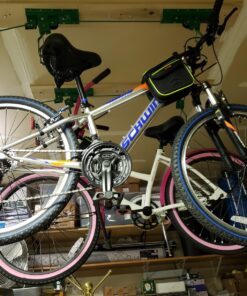 Schwinn High Timber Youth/Adult Mountain Bike for Men and Women, Aluminum and Steel Frame Options, 7-21 Speeds Options, 24-29-Inch Wheels Silver 24-Inch Wheels 20 91GwXVl6UPL