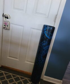 Amazon Basics High-Density Round Foam Roller for Exercise, Massage, Muscle Recovery Blue Speckled 36-Inch 26 91H03ZNks8L