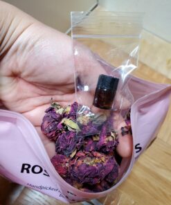 Dried Rose Petals and Rose Buds - Red - 1 Pound Edible Flowers - Use in Tea, Baking, Making Rose Water, Crafting, Wedding Confetti - Included Sample Bottle of Rose Absolute Essential Oil - by bMAKER 52 91IOEJdnwML