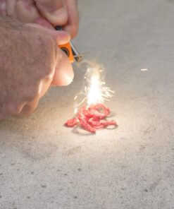 UST 30 Foot ParaTinder Utility Cord with Heavy Duty Paracord and Flammable Thread Core for Emergency, Hiking, Camping, Backpacking or Outdoor Survival 15 91KoOhFvEAL