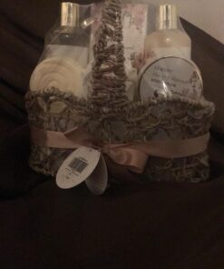 Home Spa Gift Basket - Honey & Almond Scent - Luxury Bath & Body Set For Women and Men With Shower Gel, Bubble Bath, Body Lotion, Bath Salt, Bath Bomb, Bath Puff & Handmade Weaved Basket 23 91OCOvLxAFL