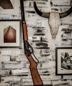 Daisy Outdoor Products Model 1938 Red Ryder BB Gun, Wood Grain, Overall Length: 35.4 Inch 35 91QPBrtV1fL