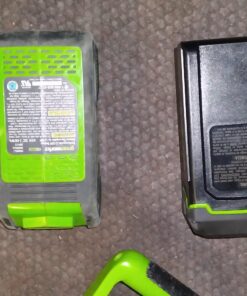 Greenworks 40V 4.0Ah Lithium-Ion Battery (Genuine Greenworks Battery / 75+ Compatible Tools) 4.0Ah Battery 42 91QQhRaMQkL
