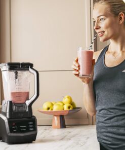 Ninja Smart Screen Blender with 1000-Watt Base, 4-Auto-iQ Programs, Touchscreen Display, Total Crushing Pitcher, (CT650), Black 72 oz. 30 91QeUJUIVUL