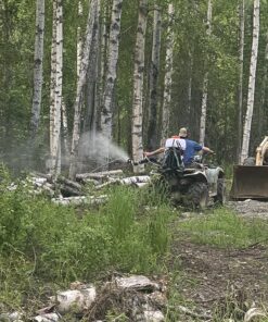 Ortho Home Defense Insect Killer for Lawn & Landscape Concentrate - Treats up to 5,300 sq. ft., For Ants, Ticks, Mosquitoes, Fleas & Spiders, Starts Working Within Minutes, 32 oz. 12 91SRTBCwnSL