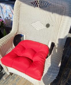 Pillow Perfect Outdoor/Indoor Pompeii Tufted Seat Cushions (Round Back), 19" x 19", Red, 2 Pack Round Corner - 19" x 19" Pillow 28 91V0foBDX6L