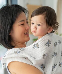 aden + anais Swaddle Blanket, Boutique Muslin Blankets for Girls & Boys, Baby Receiving Swaddles, Ideal Newborn & Infant Swaddling Set, Perfect Shower Gifts, 4 Pack, Jungle Jam 24 91VmPEZifLL