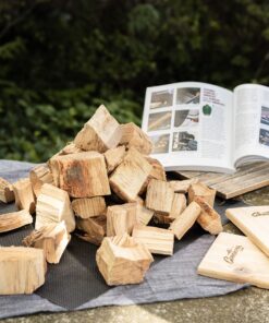 Camerons All Natural Apple Wood Chunks for Smoking Meat -840 Cu. in. Box, Approx 10 Pounds- Kiln Dried Large Cut BBQ Wood Chips for Smoker - Barbecue Chunks Smoker Accessories 16 91WlTHtQBOL