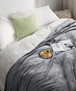 Bedsure Fleece Bed Blankets Queen Size Grey - Soft Lightweight Plush Fuzzy Cozy Luxury Blanket Microfiber, 90x90 inches Queen (90" x 90") 22 91XgVxplYML