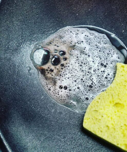 Lodge BOLD 14 Inch Seasoned Cast Iron Wok; Design-Forward Cookware 45 91Y7BeJlypL