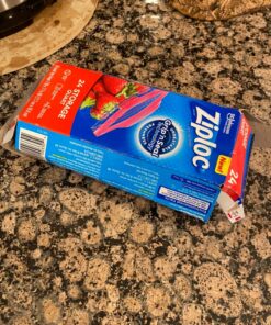 Ziploc Quart Food Storage Bags, New Stay Open Design with Stand-Up Bottom, Easy to Fill, 24 Count 27 91YvFljksUL