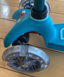 Micro Kickboard - Mini Deluxe LED 3-Wheeled, Lean-to-Steer, Swiss-Designed Micro Scooter for Preschool Kids with LED Light-up Wheels, Ages 2-5 Aqua 16 91aMbQpng4L