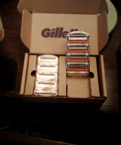 Gillette Fusion5 Power Razor Blade Refills, 8 Count, Lubrastrip for a More Comfortable Shave for Men 8ct Blade Refills 36 91aaHK JcmL