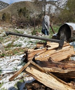 Fiskars X27 Super Splitting Axe - Wood Splitter for Medium to Large Size Logs with 36" FiberComp Handle - Black Splitting Axe (36 In) 16 91ahGLdyNhL