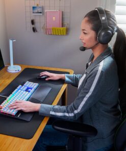 Razer Barracuda X Wireless Gaming & Mobile Headset (PC, Playstation, Switch, Android, iOS): 2.4GHz Wireless + Bluetooth - Lightweight - 40mm Drivers - Detachable Mic - 50 Hr Battery - Roblox Edition 16 91aj6dN3gcL