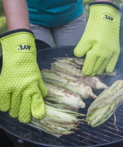 AYL Grilling Gloves, Heat Resistant Gloves BBQ Kitchen Silicone Oven Gloves, Safe Handling of Hot Food, Pots and Pans for Barbecue, Cooking, Baking - Internal Protective Cotton Layer 24 91dy3W78CKL