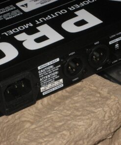 Behringer SUPER-X PRO CX2310 Professional High-Precision Stereo 2-Way/Mono 3-Way Crossover with Subwoofer Output 18 91meTkhlR1L