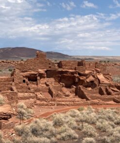 Fifty Places to Camp Before You Die 33 91mqL fYkL