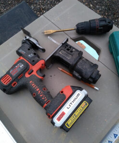 BLACK+DECKER 20V MAX Matrix Cordless Drill/Driver (BDCDMT120C), Drill Kit (Orange) Drill Kit (Orange) 25 91nM8nfPtL