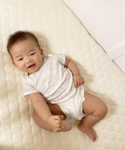 American Baby Company Waterproof Crib and Toddler Mattress Protector, Quilted Fitted Protector Pad Cover made with Organic Cotton Top Layer, 52“ x 28" Crib (28" x 52") 16 91rcv5beioL