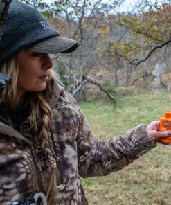 Dead Down Wind Hunting Wind Detector | Odorless Wind Direction Indicator, Longer Range Visibility, Detects Subtle Breezes, No Clumping, Mess Free Formula | Secure Squeeze Bottle | .98 Oz Orange One Size 11 91sfFoZiQL