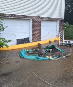 Watershed Innovations HydraBarrier Supreme, 24 ft Length by 12 in Height 24 Foot Length 19 91v8Mp7crhL