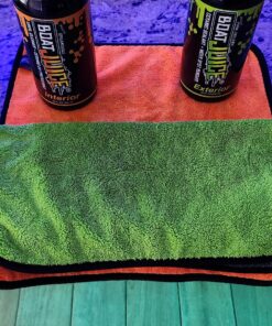 Boat Juice Boat Cleaning Kit - Exterior Boat Cleaner Water Spot Remover, Interior Boat Cleaner for Seats and Vinyl, 2 Microfiber Towels - Boat Cleaning and Detailing Supplies (Kit) 38 91wA6NXfvUL