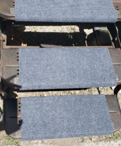 Camco 42925-A Gray 18 Inch 42925 18" Rv Step Rug-Grey 31 91wWAE9EkoL