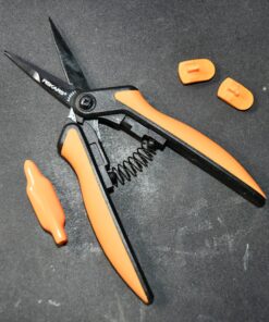 Fiskars Micro-Tip Pruning Snips - 6" Garden Shears with Sharp Precision-Ground Non-Stick Coated Stainless Steel Blade - Gardening Tool Scissors with SoftGrip Handle Pruning Snips (Non-Stick) 28 91xKfEMLl5L