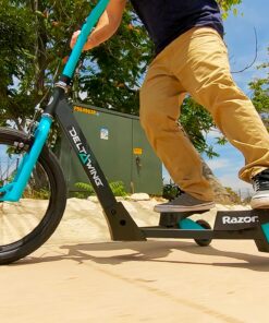 Razor DeltaWing Scooter Black/Mint Green, One Size 24 91ymcK97FS