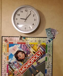 Clock Safe:10-Inch Battery-Operated Analog Clock with Hidden Wall Safe for Jewelry, Cash, Valuables, and More by Trademark Home (Silver) 32 A14qYTOa6YL