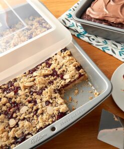 Wilton Recipe Right Non-Stick Baking Pan with Lid, 9 x 13-Inch, Steel 9" x 13" w/ Cover 21 A1HPTjbtNIL